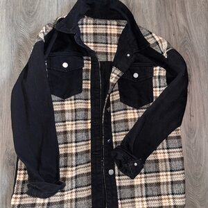 New Plaid Blazer - Size S , Stretchy Fit